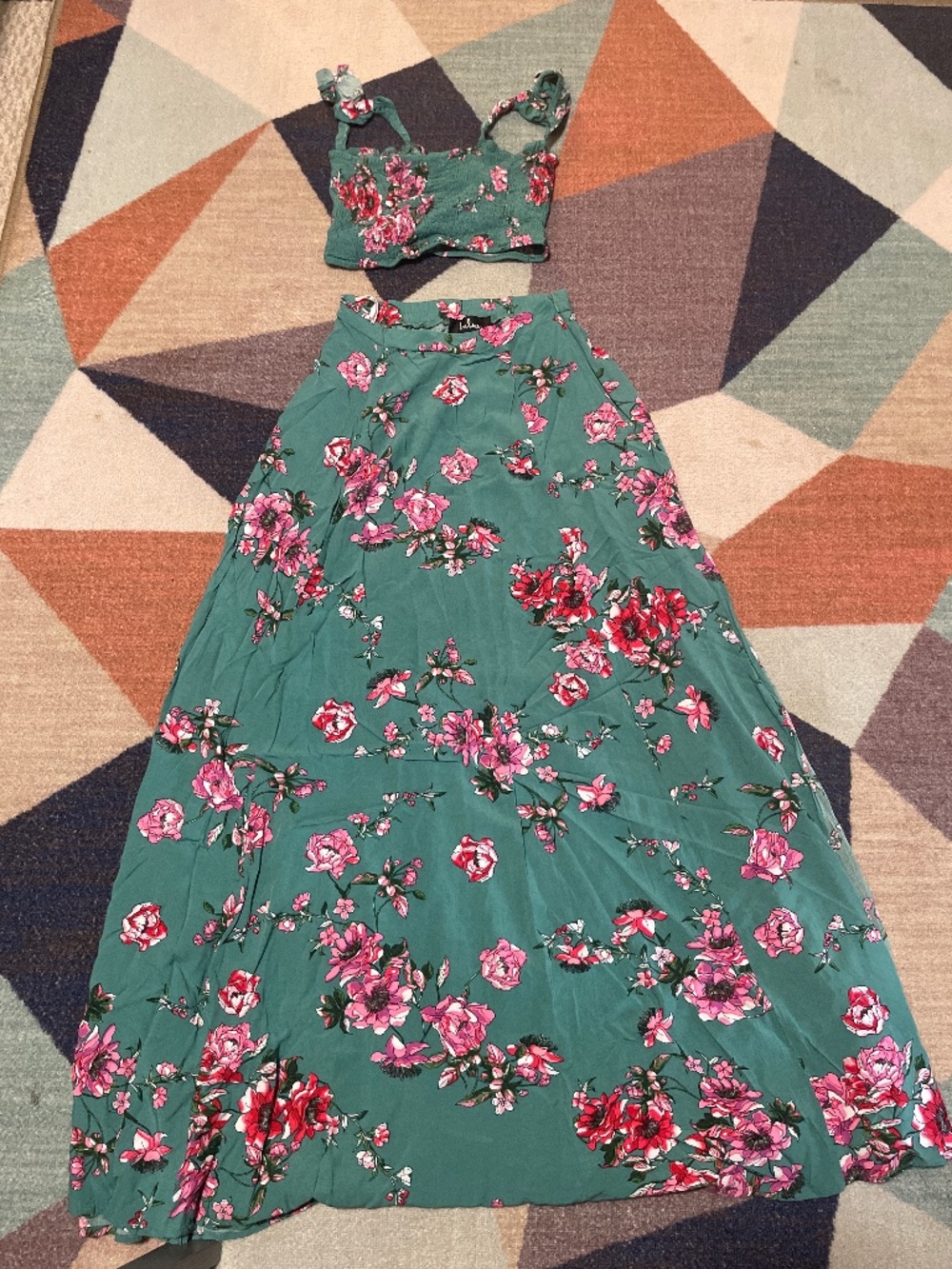 Lulu’s 2 piece maxi skirt and top set